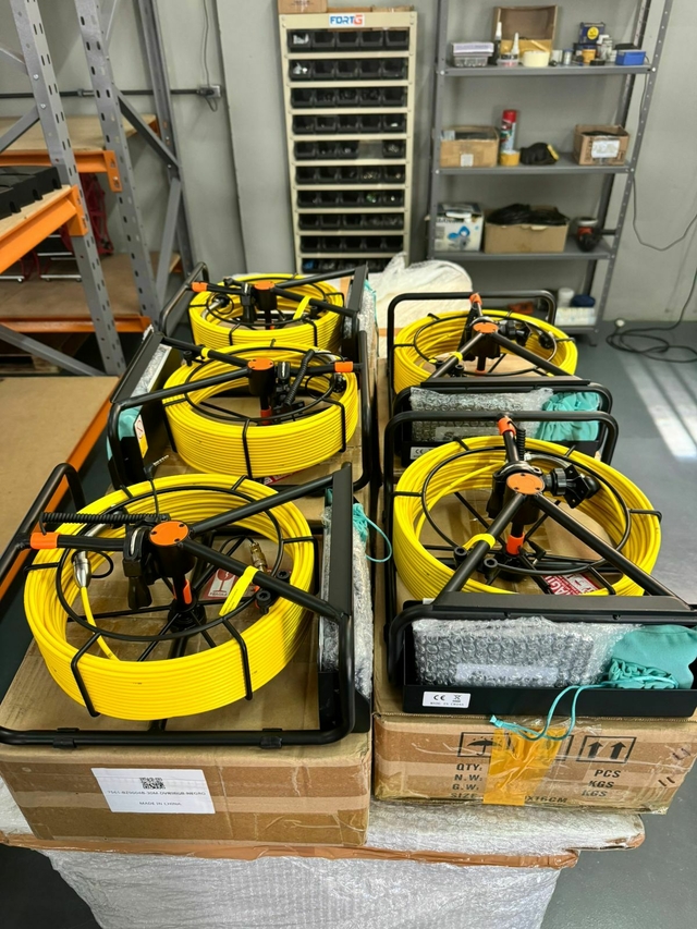 CÂMERA DE VÍDEO INSPEÇÃO DE ESGOTO 4.3 POLEGADAS 12 LEDS 720P COM DVR 16GB  