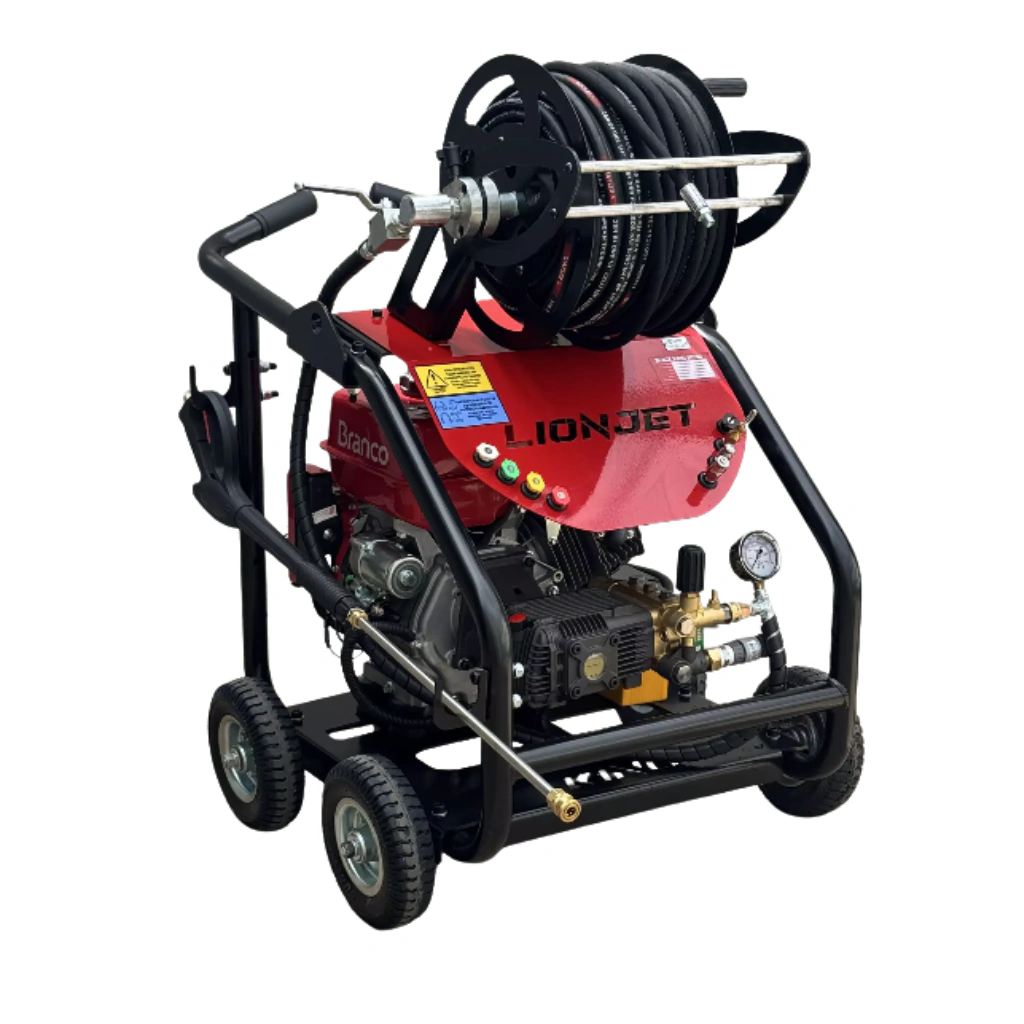MÁQUINA DESENTUPIDORA HIDROJATO BLACK KING 15HP